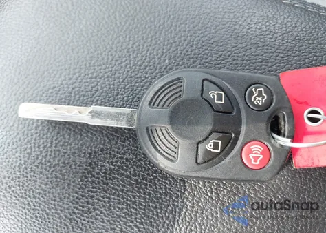 2017 Ford Escape Se из США, поврежденный, VIN 1FMCU0GD1HUA60007